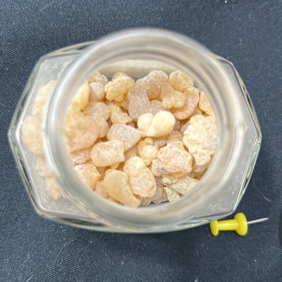 White Frankincense 40grams - Picture 5 of 5